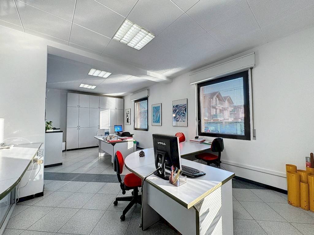 Ufficio via Monte Rosa, 1, Venegono Superiore - foto 3