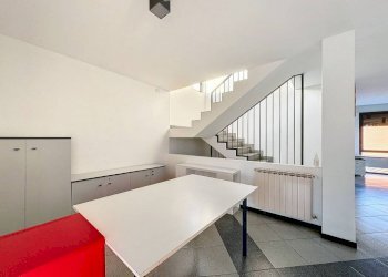 Salone - Ufficio via Monte Rosa, 1, Venegono Superiore - foto 12