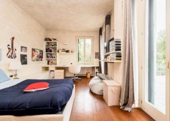 Camera da letto - Villa via Gioacchino Rossini, 6, Venegono Superiore - foto 35