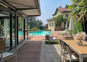 Piscina - Villa via Gioacchino Rossini, 6, Venegono Superiore - foto 50