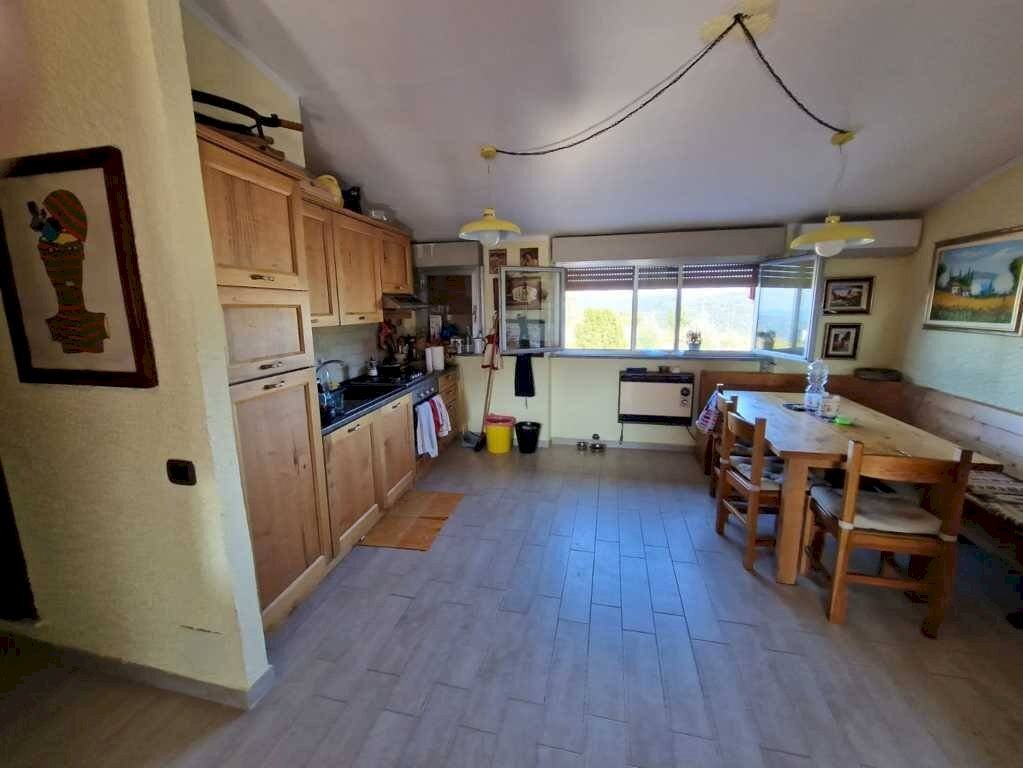 Attic via Santuario, Viola - photo 2