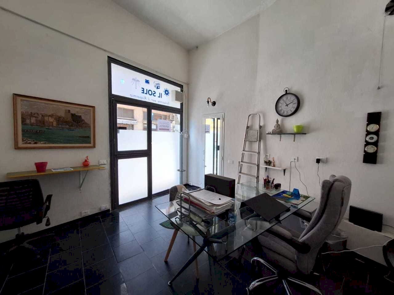 66480964-bdec-406b-afff-c79ba5bc5bfa.jpg - Commercial Premises Via XX Settembre 3, Sarzana - photo 1
