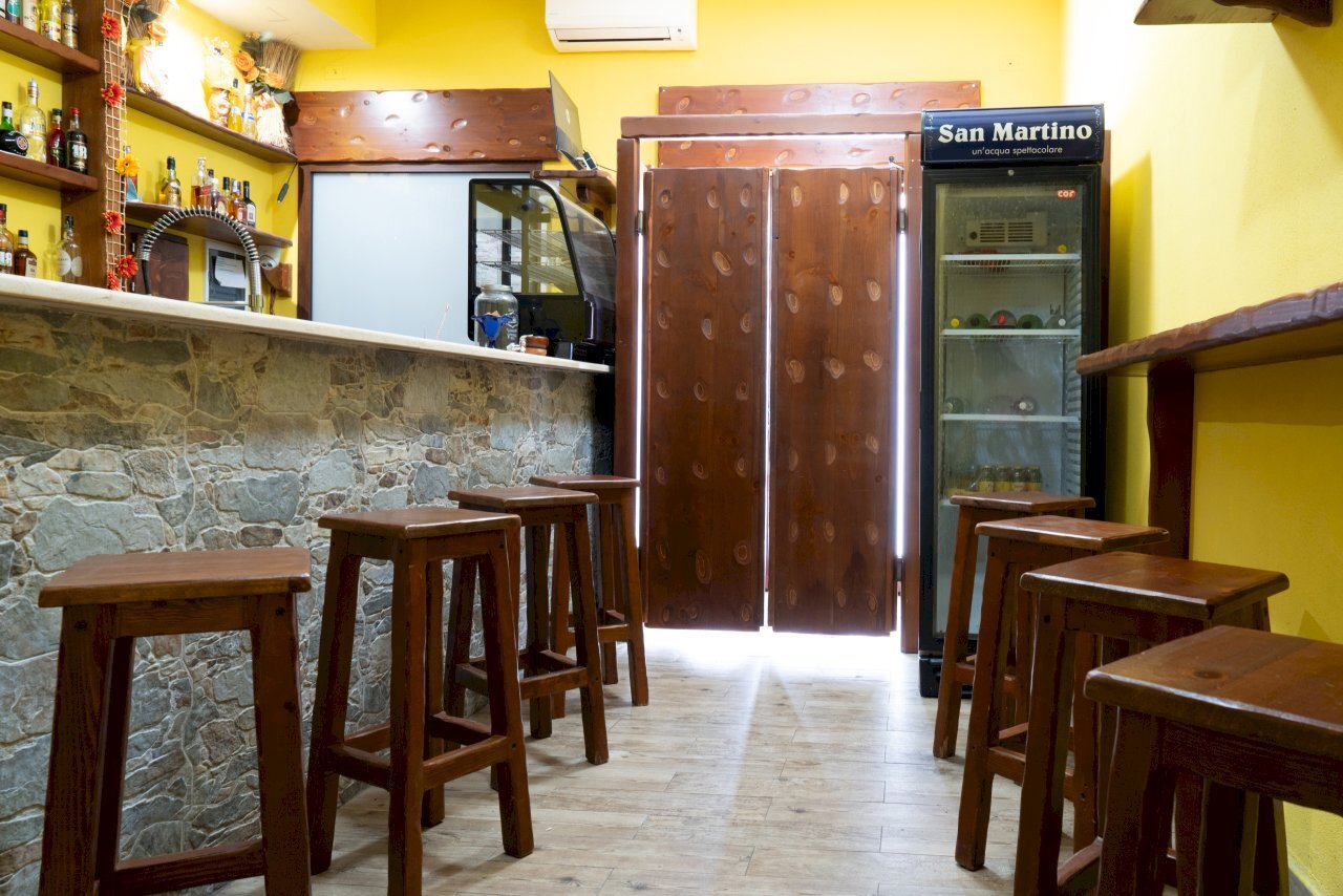 DSC02914.jpg - Commercial Premises Uta - photo 2