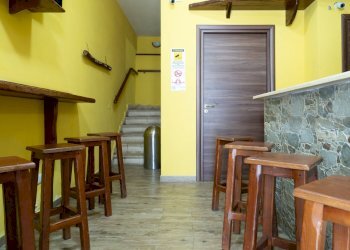 DSC02910.jpg - Commercial Premises Uta - photo 1