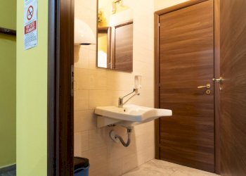 DSC02918.jpg - Commercial Premises Uta - photo 5