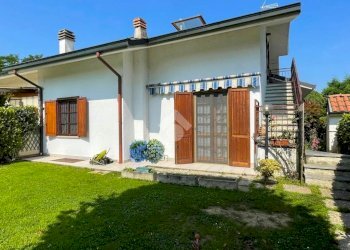 Portion of a house Via Giacomo Puccini, Basiano - photo 1