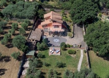 Single Family Villa VIA DI PALLOTTA, Monte Compatri - photo 1