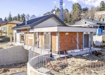 Facciata - Villa via Miogni, Varese - foto 21