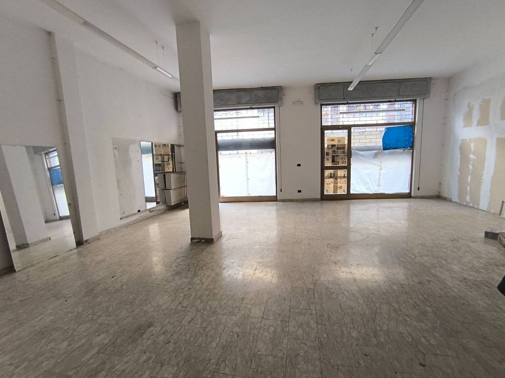Interno non residenziale - Negozio via Govone Rosa, Mondovì - foto 3