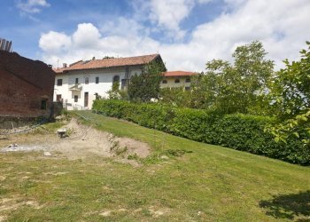 giardino - Casa indipendente via Vignali, 13, Brozolo - foto 4