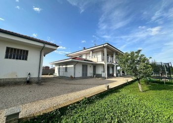 Giardino - Villa via Cuneo, Carmagnola - foto 7