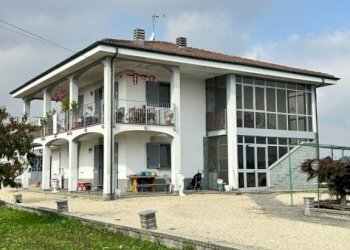 Facciata - Villa via Cuneo, Carmagnola - foto 39