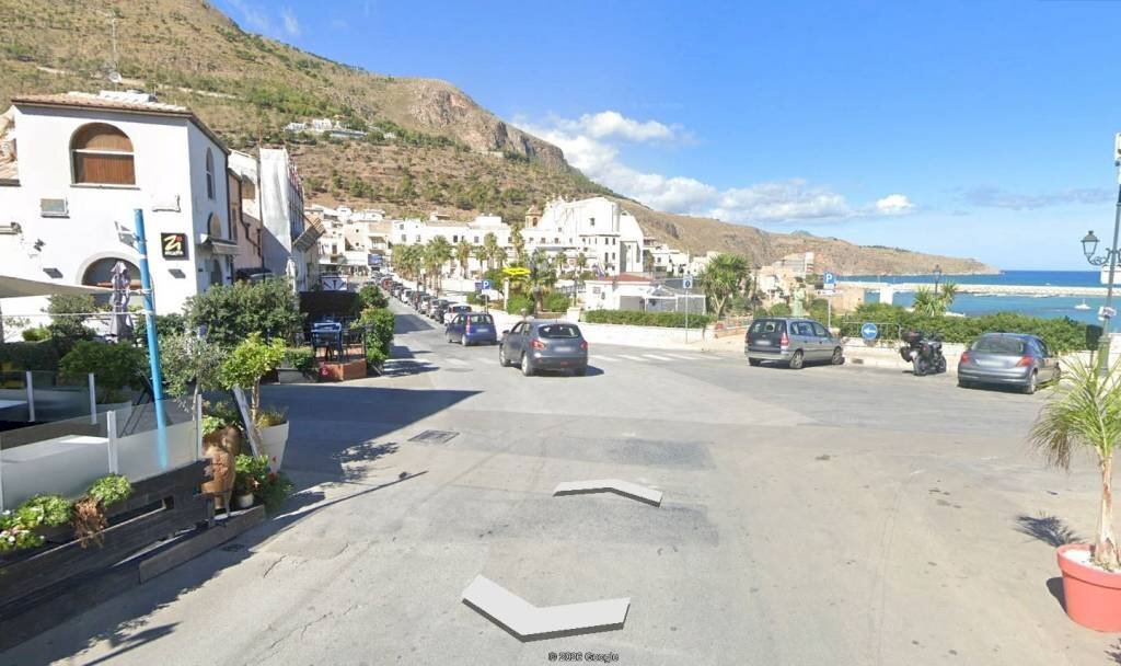 Zona - Negozio piazza Petrolo, Castellammare del Golfo - foto 1