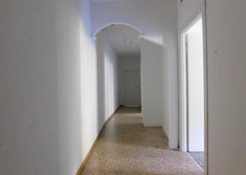 Trilocale Savona (zona Lavagnola) - foto 7