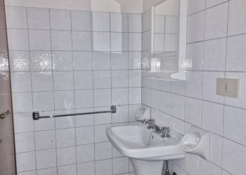 9.jpg - Locale Commerciale Via Cervese 1332, Cesena - foto 13