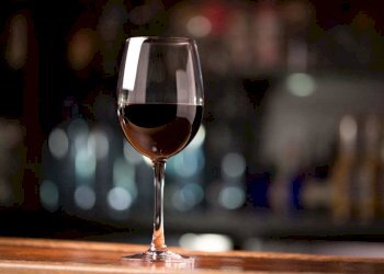 come-calcolare-il-prezzo-del-vino-al-calice.jpg - Restaurant Via Francesco Sforza 21, Milano - photo 1