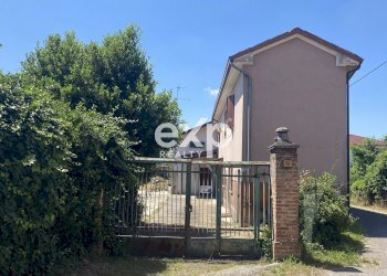 Casa indipendente Via Cerreto Superiore, n., Casteggio - foto 3