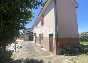 Casa indipendente Via Cerreto Superiore, n., Casteggio - foto 5