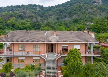 Appartamento Via S. Giovanni, Revello - foto 1