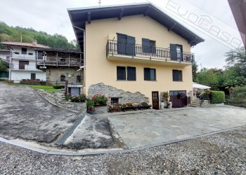 Casa semi indipendente Borgata Bernard , Pinasca - foto 1