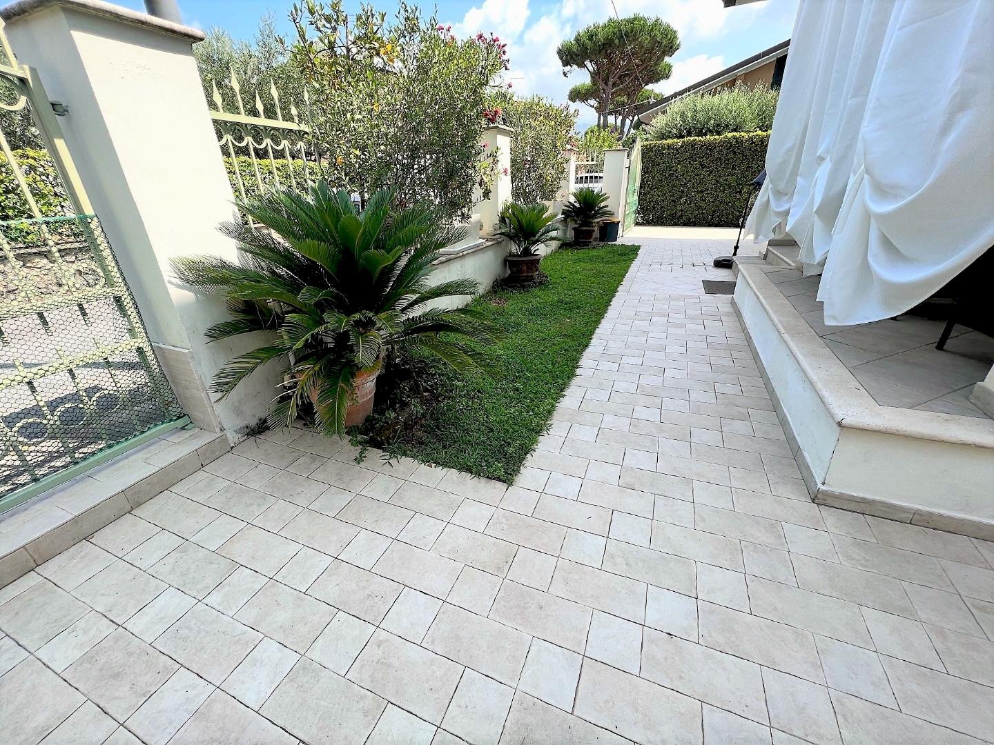 Villa Pietrasanta - foto 2