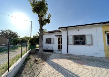 Casa semi indipendente , 84-B, Portomaggiore - foto 1
