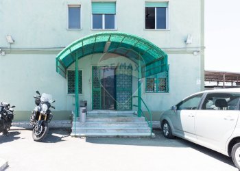 Stabile - Palazzo Via Raffaele Ruggiero, Napoli - foto 2