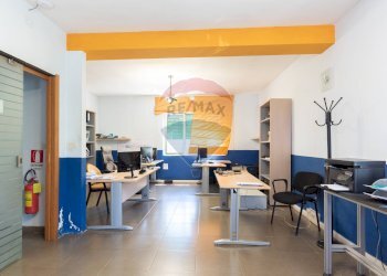 Stabile - Palazzo Via Raffaele Ruggiero, Napoli - foto 15