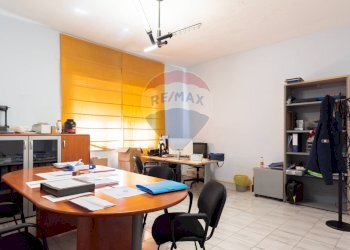 Stabile - Palazzo Via Raffaele Ruggiero, Napoli - foto 26