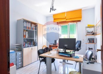 Stabile - Palazzo Via Raffaele Ruggiero, Napoli - foto 28