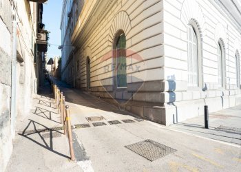 Appartamento Riviera di Chiaia, Napoli (zona Mergellina) - foto 12