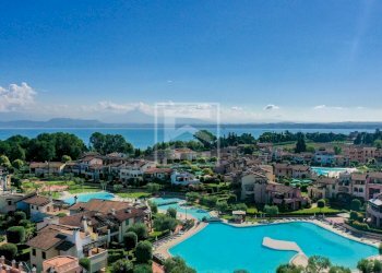 Three-room apartment Località Sermana, Peschiera del Garda - photo 23