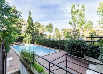 Piscina - Quadrilocale via Beato Battista Spagnoli, 15, Roma - foto 9