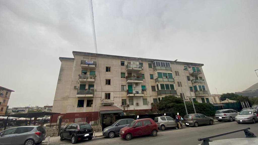 Facciata - Quadrilocale via Bartolomeo Berrettaro, Palermo - foto 1