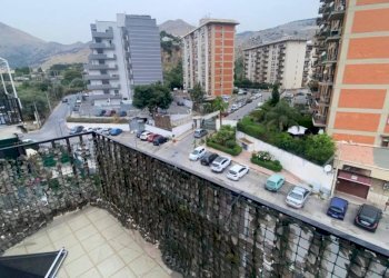 Balcone - Quadrilocale via Bartolomeo Berrettaro, Palermo - foto 4