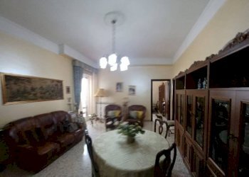 Salone - Trilocale via San Francesco, San Giorgio del Sannio - foto 17