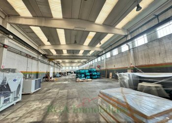 Interno non residenziale - Capannone vicolo Morosella, Grassobbio - foto 1