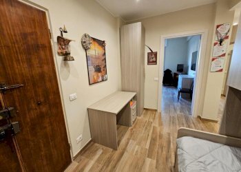 Ingresso (3).jpg - Appartamento Genova - foto 4