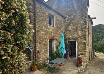 01.1.jpg - Terratetto - Terracielo Via San Rocco 12, Sarzana - foto 1