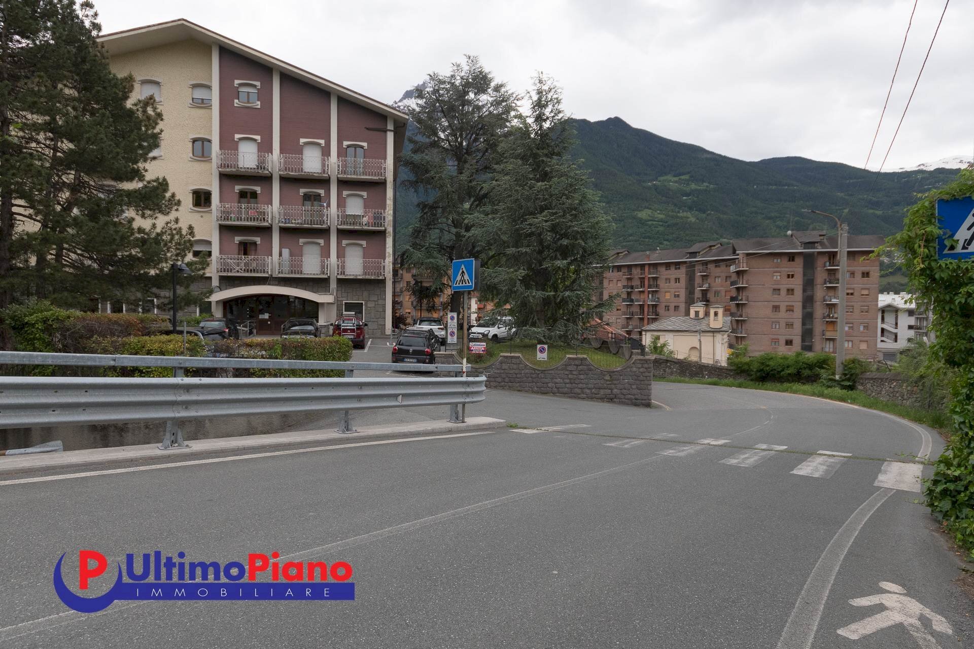 Ufficio Via Duca Degli Abruzzi 4, Aosta - foto 3