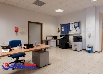 Ufficio Via Duca Degli Abruzzi 4, Aosta - foto 13