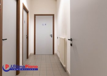 Ufficio Via Duca Degli Abruzzi 4, Aosta - foto 14