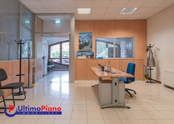 Ufficio Via Duca Degli Abruzzi 4, Aosta - foto 18