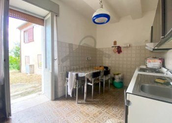 Cucina - Casa indipendente via Franzolini, 13, Poggio Torriana - foto 3