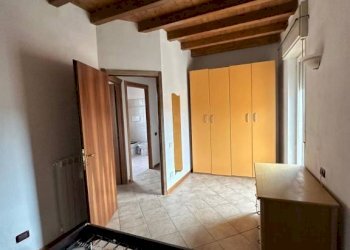 CAMERA MATRIMONIALE - Trilocale via Orgoglia, 45, Borgo Ticino - foto 11