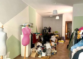 LOCALE 2 - Negozio via Vittorio Emanuele II, Borgo Ticino - foto 10