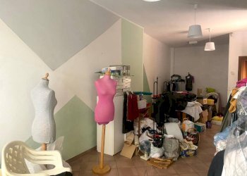 LOCALE 2 - Negozio via Vittorio Emanuele II, Borgo Ticino - foto 11