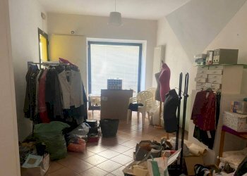 LOCALE 2 - Negozio via Vittorio Emanuele II, Borgo Ticino - foto 12