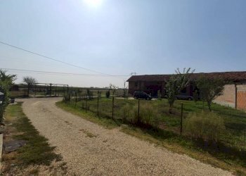 tettoia - Rustic Cascina Frattone, Carmagnola - photo 3