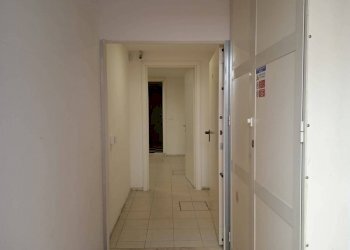 Interno appartamento - Negozio via Giacomo Matteotti, 68, Fara in Sabina - foto 11